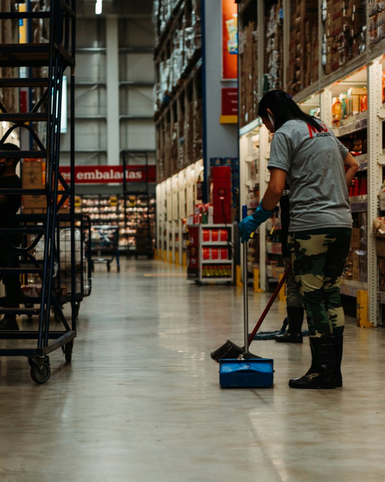Industrial & Warehouse Cleaning